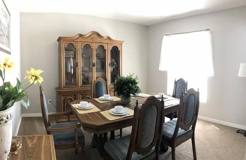 Sunset Ridge Casa | Trátese con la piscina privada en Sunset Ridge, Davenport 5BR / 3BA