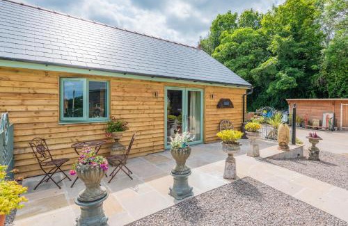 Cardiff Casa | Tredodridge Barn Retreat