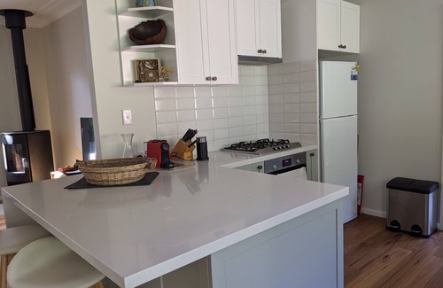 Pearl Beach Casa | "Brisa del árbol, en el lado soleado de la calle"