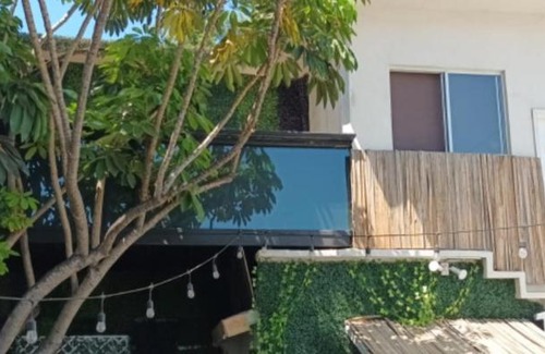 Madero Sur Casa | Tree Cabin