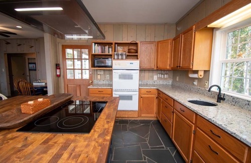 Swansboro Casa | Tree Frog, Peaceful Private River Front Swansboro, Close to Downtown