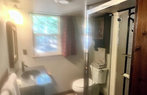 Nevada City Casa | Tree House in Nevada City - Hikers Paradise