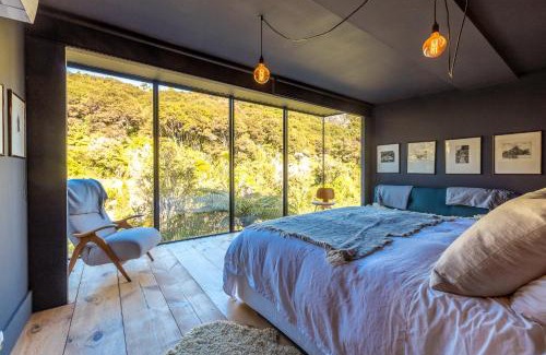 Waiheke Island Casa | Tree Hut Hideaway, Oneroa, Waiheke