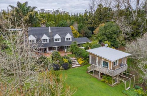 Pakaraka Chalet De Esquí | Tree Top Cabin树上小木屋Bay of islands, Paihia