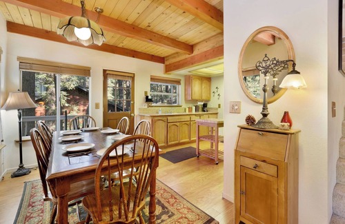 Upper Moonridge Cabina | Tree TOP Views #2060