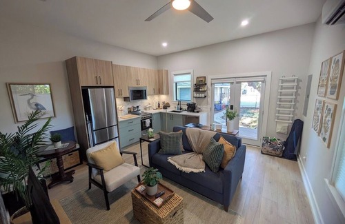 Fernandina Beach Cabaña | Tree View Cottage - A Tranquil Getaway in Fernandina Beach