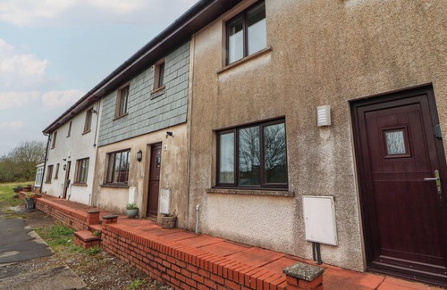 Cleator Moor Cabaña | TREE VIEW, pet friendly in Cleator Moor