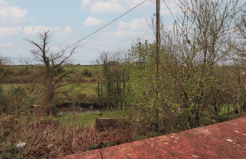 Cleator Moor Cabaña | TREE VIEW, pet friendly in Cleator Moor