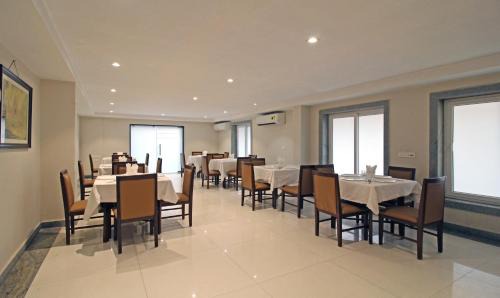 Ballygunge Hotel | Treebo ASL Prime, Gariahat
