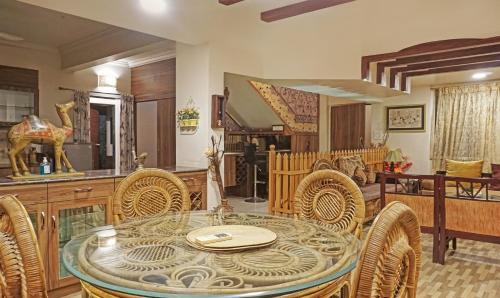 Aundh Hotel | Treebo Excellent Home