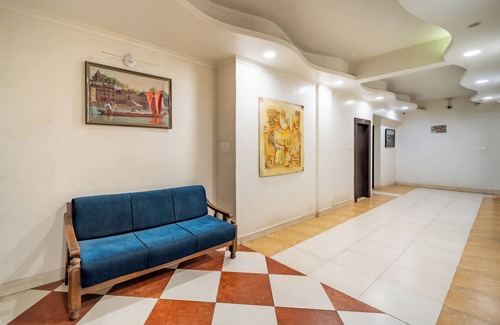 Bhopal Hotel | Treebo Kamal Regency