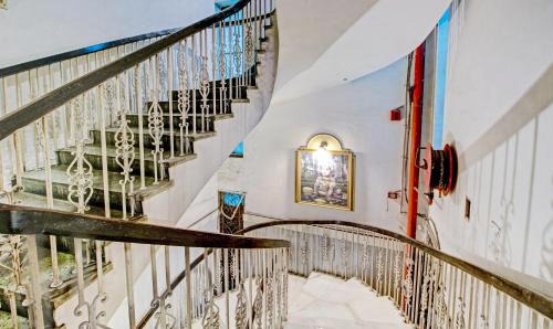 Park Street Hotel | Treebo Mira Inn, Camac Street