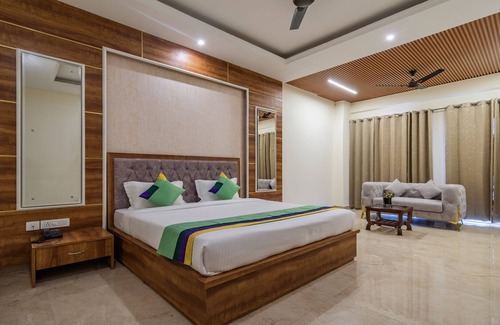 Zirakpur Hotel | Treebo Omnibliss