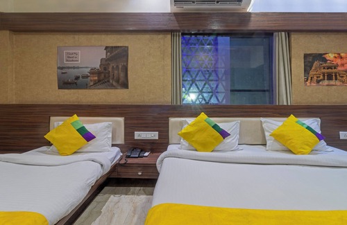 Vrindavan Hotel | Treebo Shree Anand Dham, Vrindavan
