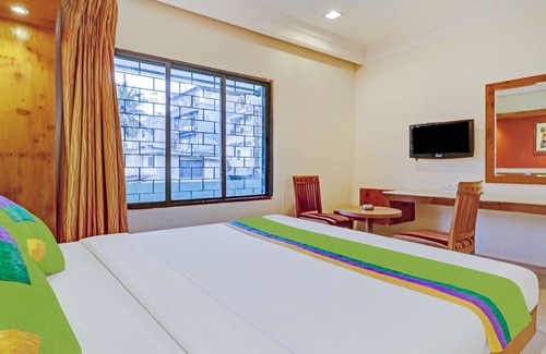 Stage 1 Hotel | Treebo Suraksha Inn