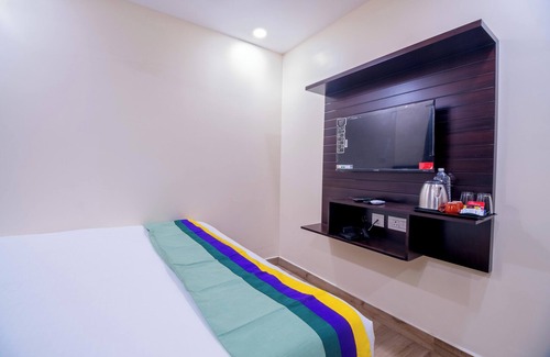 Banjara Hills Hotel | Treebo The Address Inn Mehdipatnam