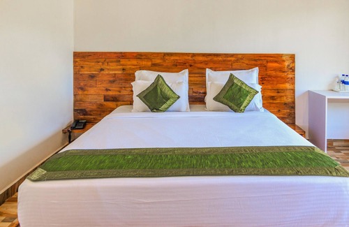 Morjim Hotel | Treebo Trend Lands End Beach Resort