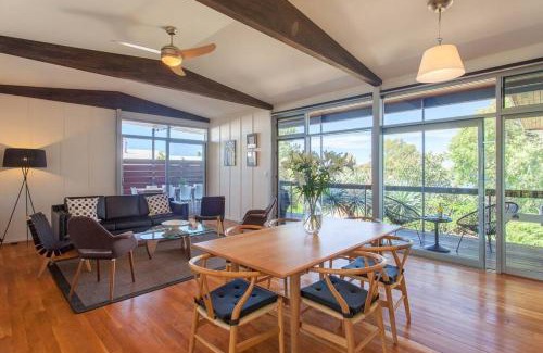 Eagle Bay Casa | TreeHaus I Private Properties