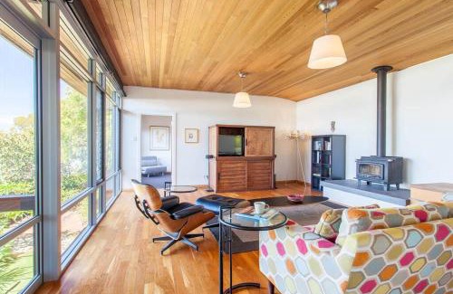 Eagle Bay Casa | TreeHaus I Private Properties