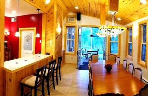 Stanardsville Otro | Treehouse at Castle