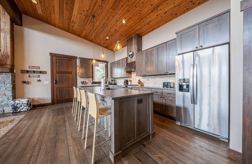 Eureka Casa | Treehouse at the Wilderness Club