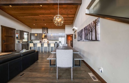 Eureka Casa | Treehouse at the Wilderness Club