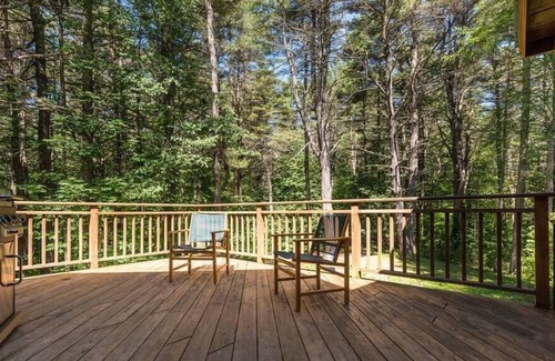 North Egremont Casa | Casa de árbol moderna cerca de Great Barrington y Catamount