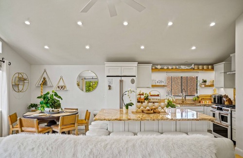 Pebble Beach Casa | Treehouse by the Ocean
