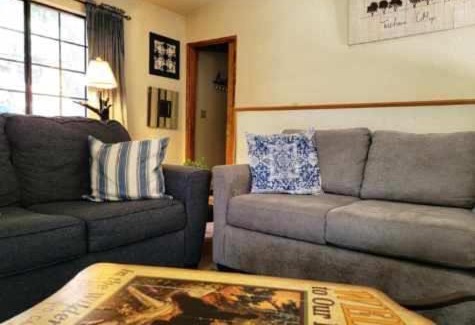 Crestline Casa | Treehouse Cottage