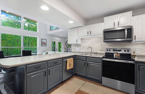 Shawnee Bend Casa | Treehouse LOZ – Seclusion for 6!