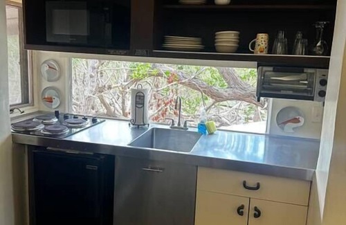 Long Beach Estates Cabina | Treehouse Private Village Bed and Breakfast