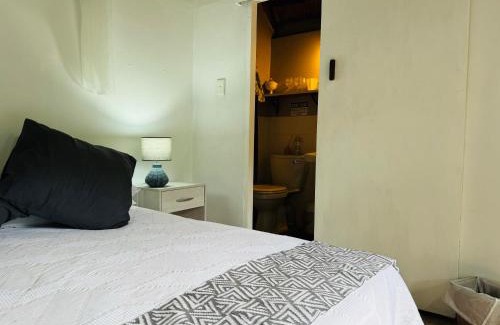 Shongweni Cama Y Desayuno | Treehouse River Lodge