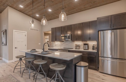 Innsbrook Cabina | Treehouse Summit by Innsbrook Vacations!