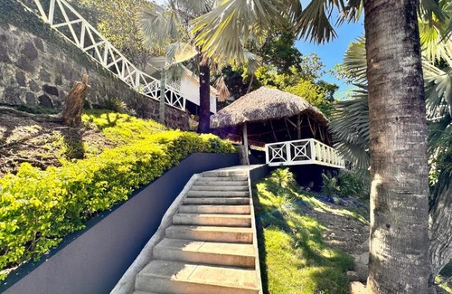 Xanadu Casa | Treehouse