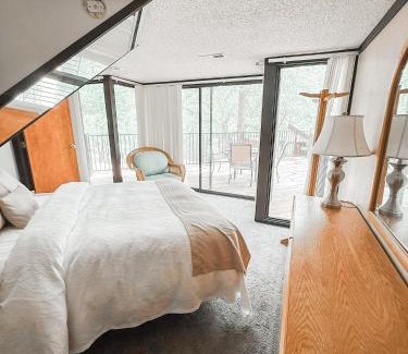 Village of Four Seasons Casa | Treehouse Treetop Village-3bed3bapools-8pp