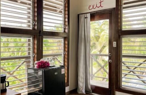 San Pedro Apartamento | Treehouse W/ Sea View @ North Beach Retreat