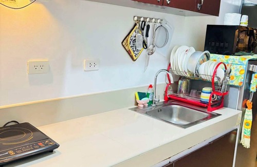 Novaliches Hotel | Trees Residences by Jhoy