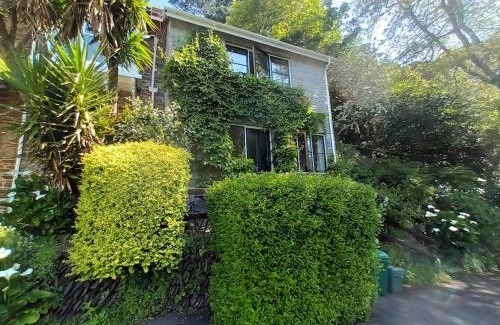 Lynmouth Casa | Treetop Cottage at Countisbury Lodge