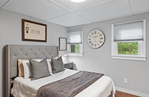 Newbury Chalet De Esquí | TreeTop House- A Hillside Retreat -Chalk Pond
