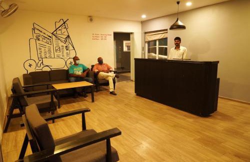 Perambur Purasavakam Hotel | TREETOP INN