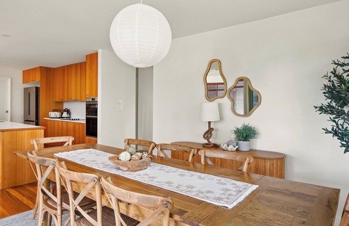 Macmasters Beach Casa | "Treetop Retreat" – Ocean Views & minutes to Beach