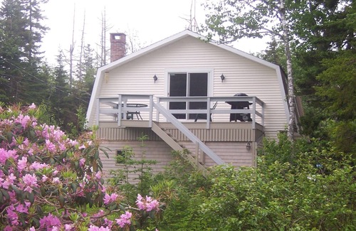 Tremont Apartamento | Acceso al agua cerca del Parque Nacional Acadia, Bar Harbor. Kayaks y bote de remos siempre