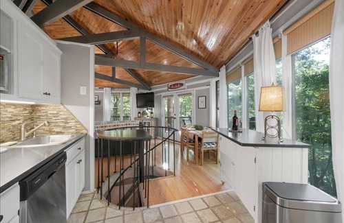 Big Canoe Chalet De Esquí | Treetopper Hideaway / Mountain Cozy / Relaxing Chalet / Stepless Entry