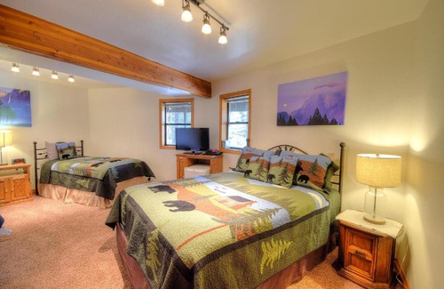Yosemite West Casa | Treetops Cabin