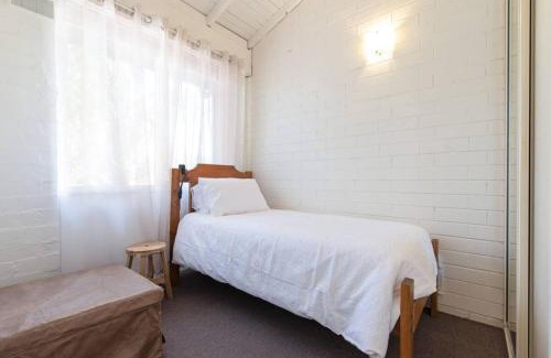 Glenelg North Apartamento | Treetops getaway with free wine