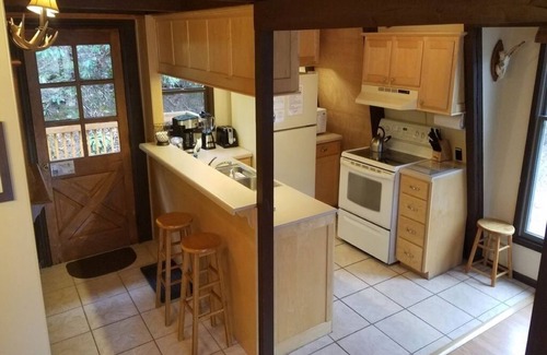 Burnsville Casa | Treetops Lodge - Private Mountain Home in Mt. Mitchell Golf Community