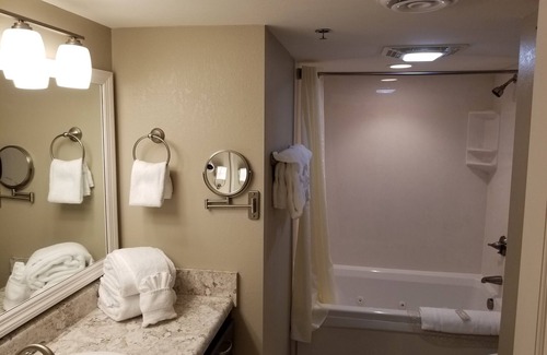 Gatlinburg Complejo | Treetops Resort-Gatlinburg 1 Bdrm/1Bath On Roaring Fork Stream