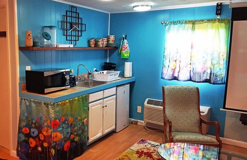 Chevy Chase Apartamento | Treetops Solar Sanctuary