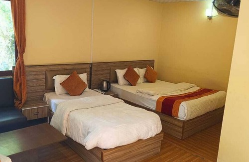 Burhanilkantha Complejo | Treez Resort Pvt Ltd