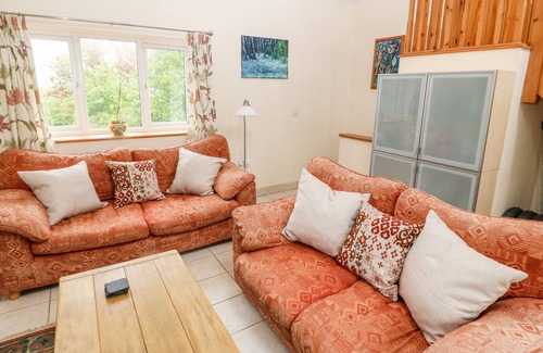 Garn Fadryn Cabaña | Trefaes Newydd, SARN MEYLLTEYRN